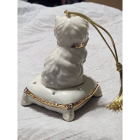 Lenox Handcrafted Porcelain Cat Ornament On Pillow With Gold Accents & Rhineston - Picture 3 of 7
